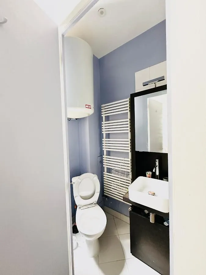 Apartment Cosy Appartement Avec Vue Tour Eiffel Paris